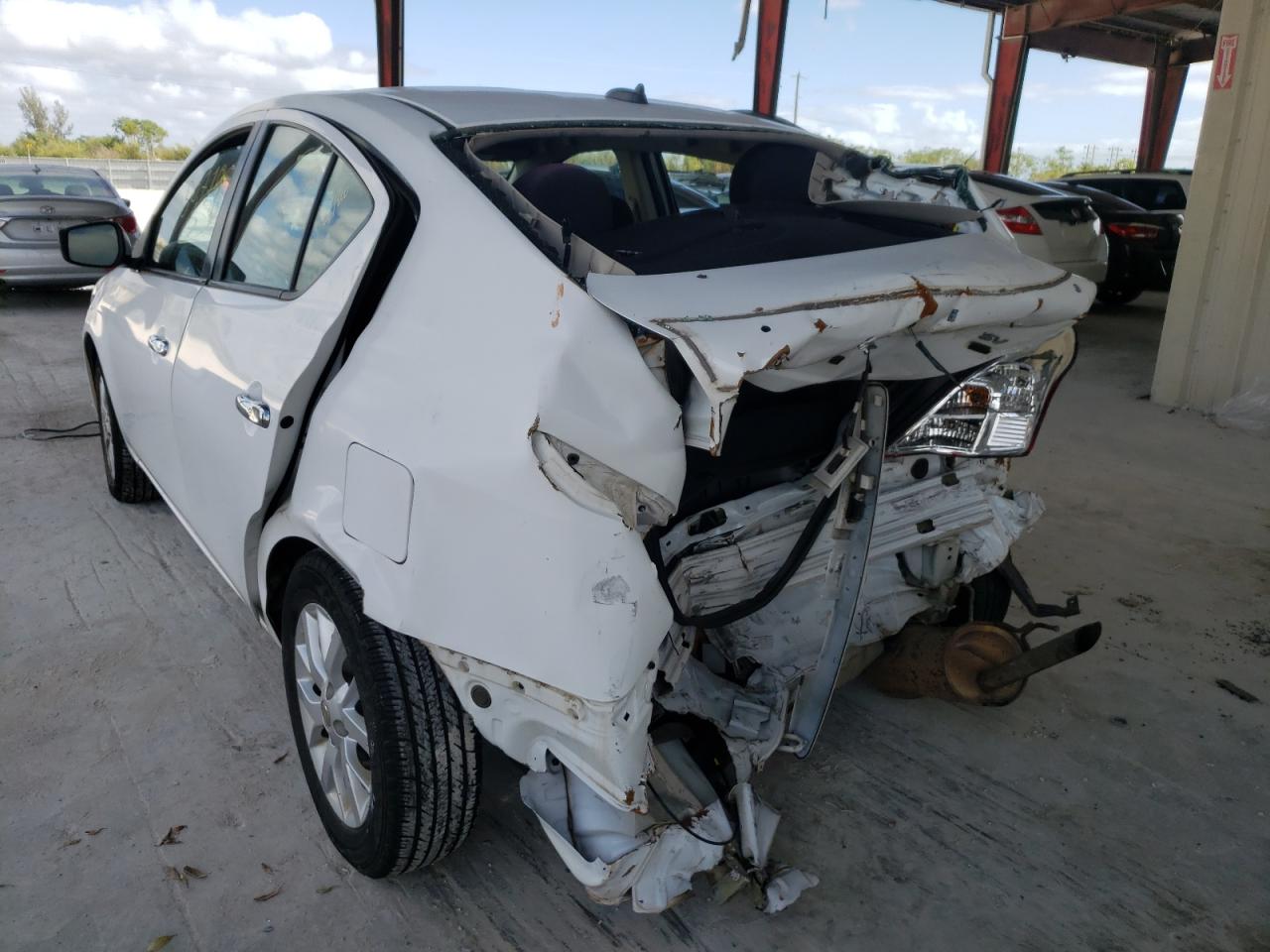 Photo 3 from auction – 2018 NISSAN VERSA S with VIN 3N1CN7AP2JL803774