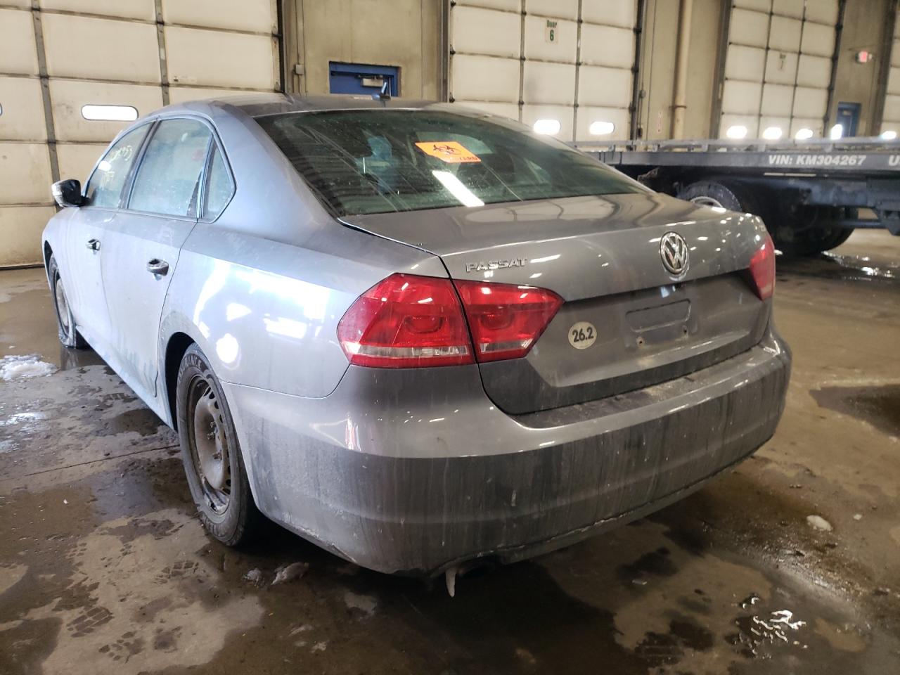 Photo 3 from auction – 2014 VOLKSWAGEN PASSAT S with VIN 1VWAS7A34EC111363