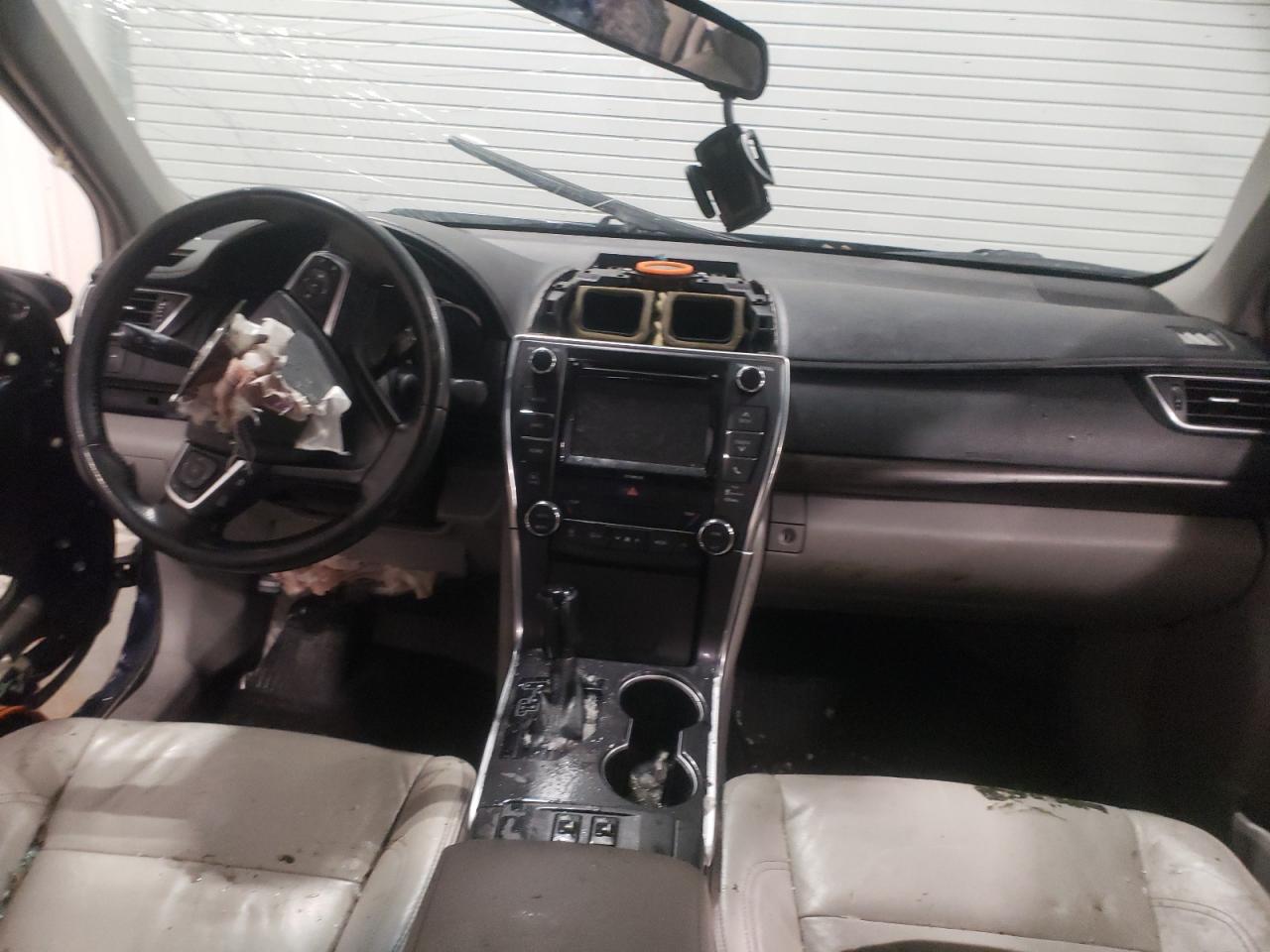 Photo 9 from auction – 2017 TOYOTA CAMRY with VIN 4T1BF1FK7HU627882