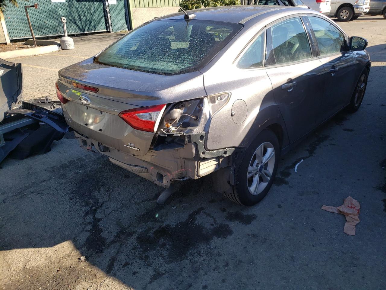 Photo 4 from auction – 2014 FORD FOCUS with VIN 1FADP3F29EL288037