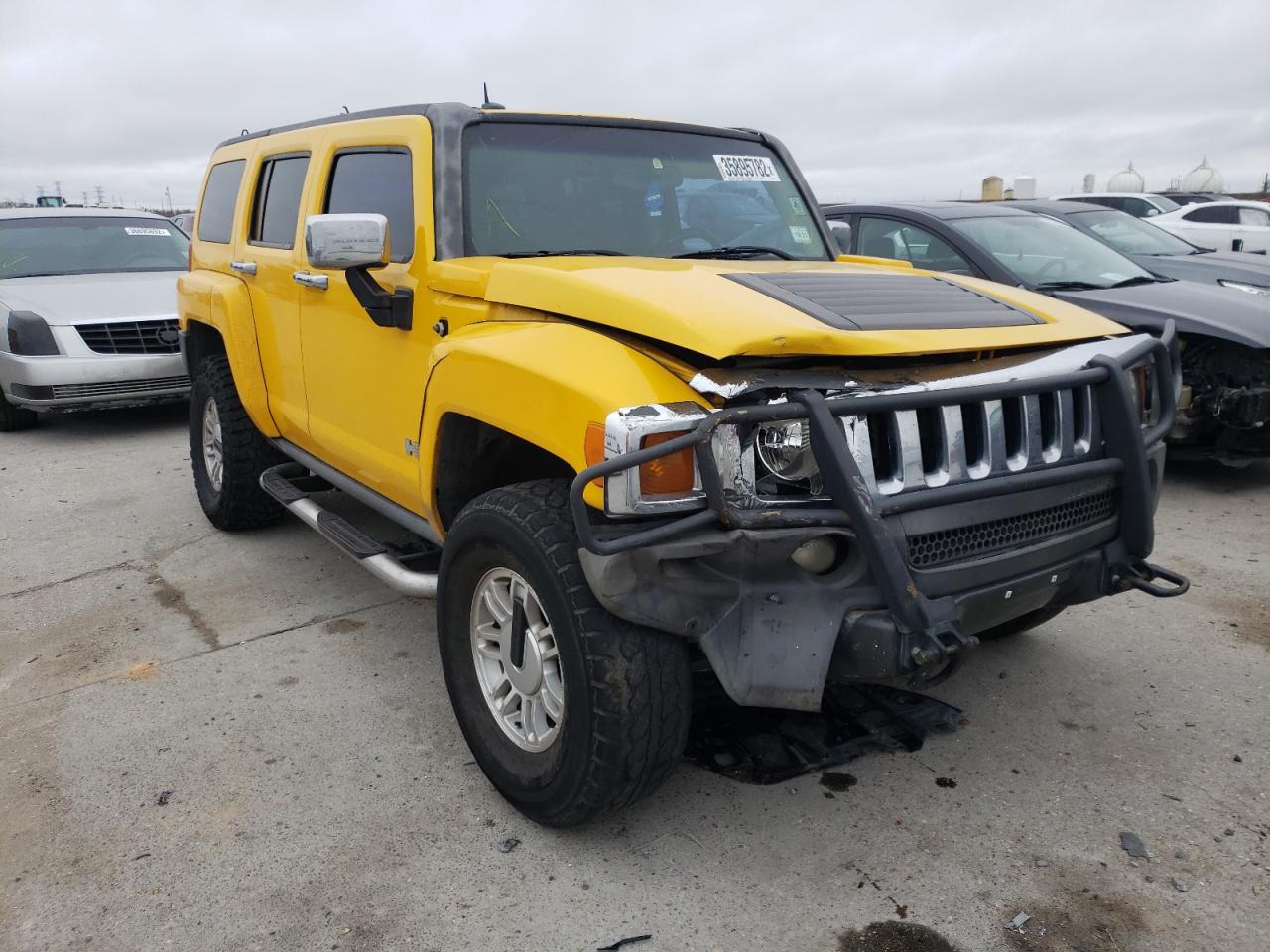 HUMMER H3 2006 with VIN 5GTDN136268111466 - Photo from auction