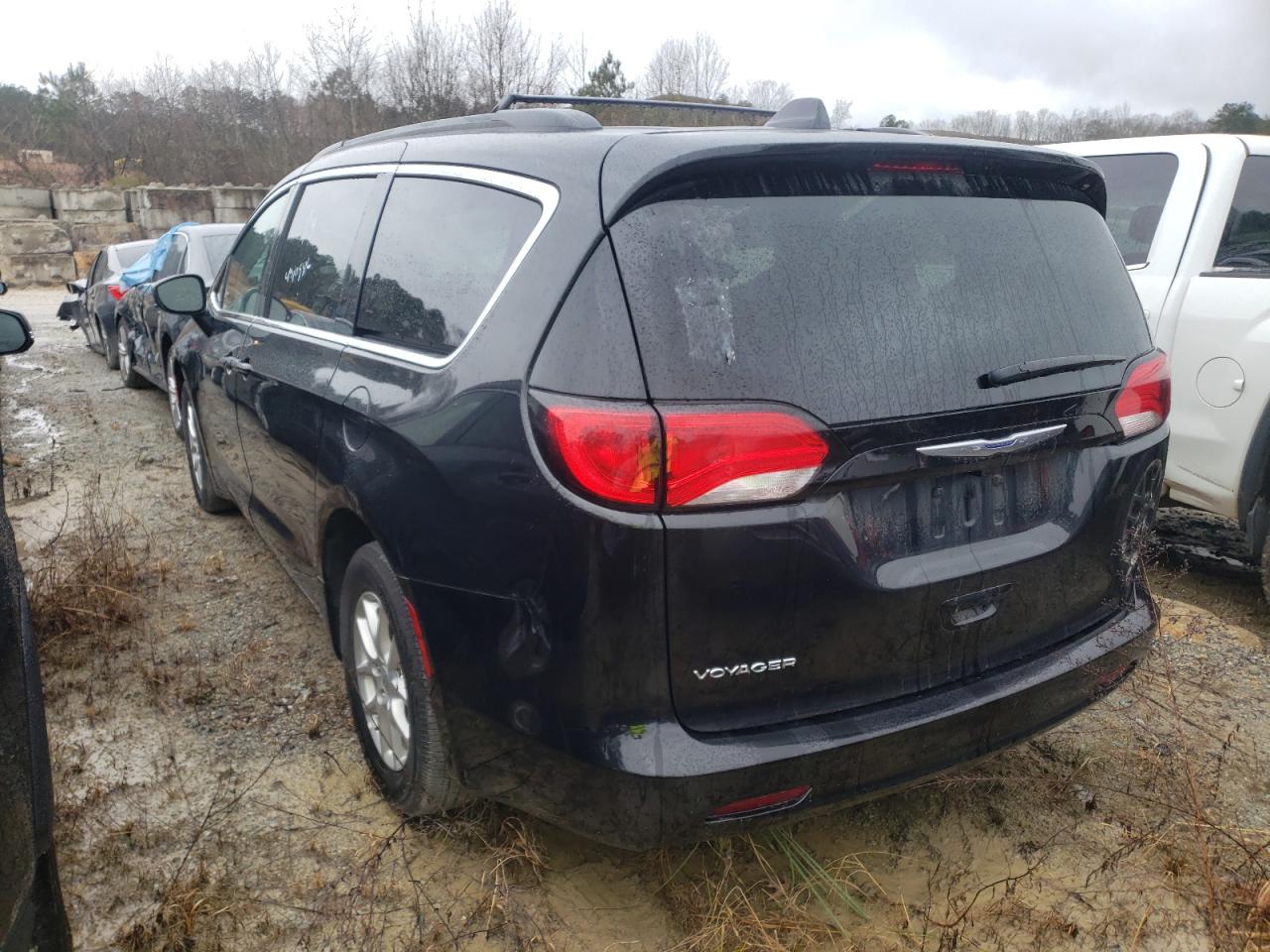 Photo 3 from auction – 2020 CHRYSLER VOYAGER LX with VIN 2C4RC1DG8LR262239