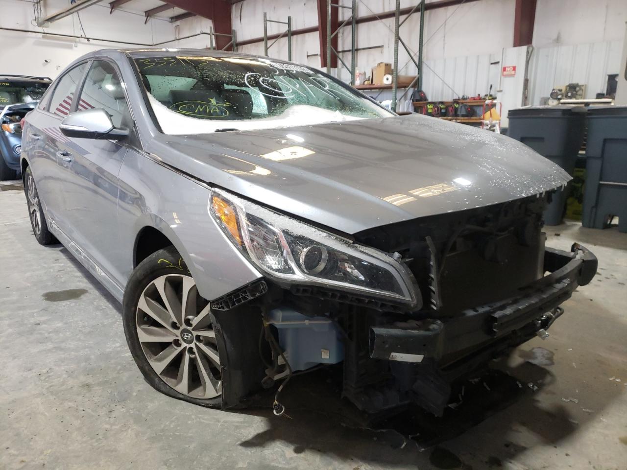 HYUNDAI SONATA SPO 2016 with VIN 5NPE34AF9GH353115 - Photo from auction