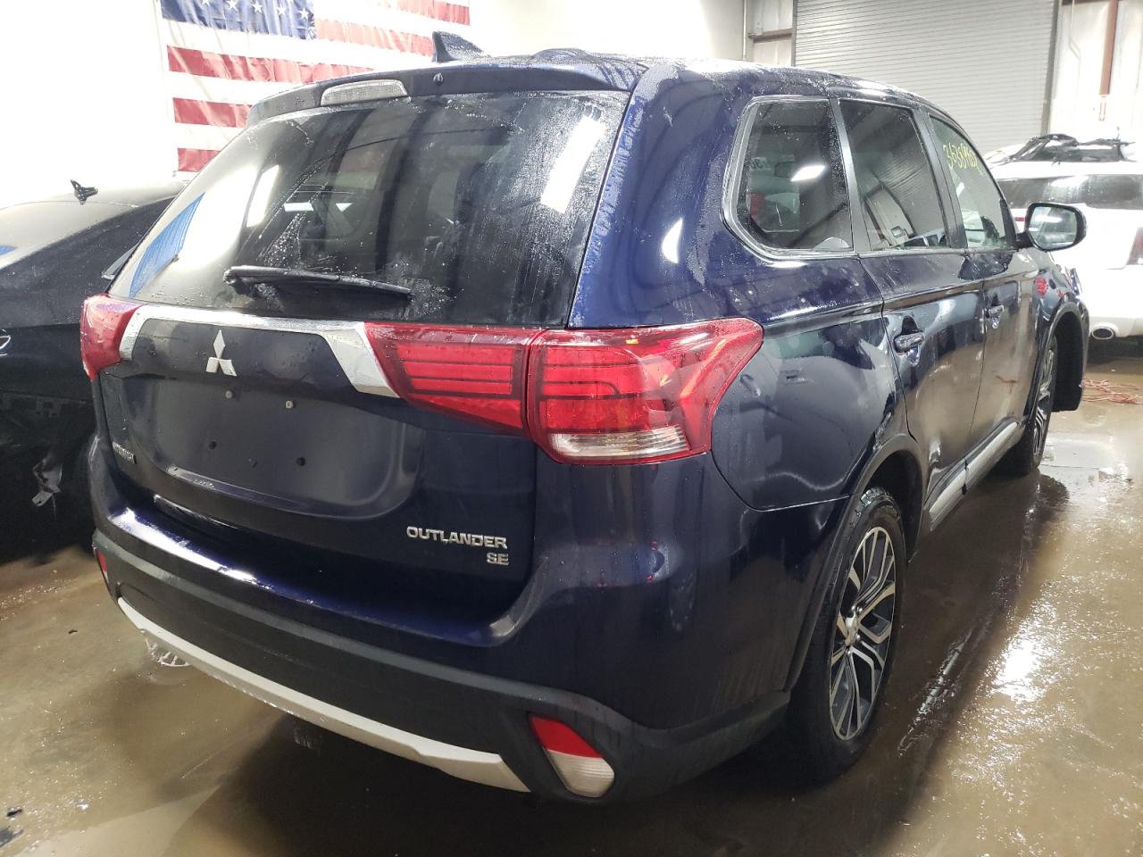 Photo 4 from auction – 2017 MITSUBISHI OUTLANDER with VIN JA4AD3A37HZ041634