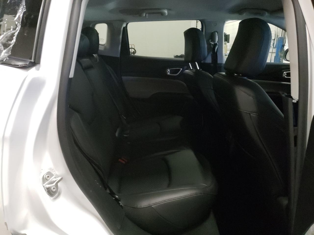 Photo 6 from auction – 2022 JEEP COMPASS LA with VIN 3C4NJDBB2NT134544