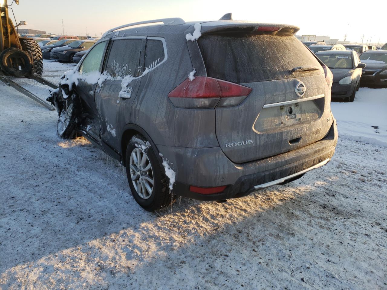 Photo 3 from auction – 2019 NISSAN ROGUE S with VIN KNMAT2MTXKP522222