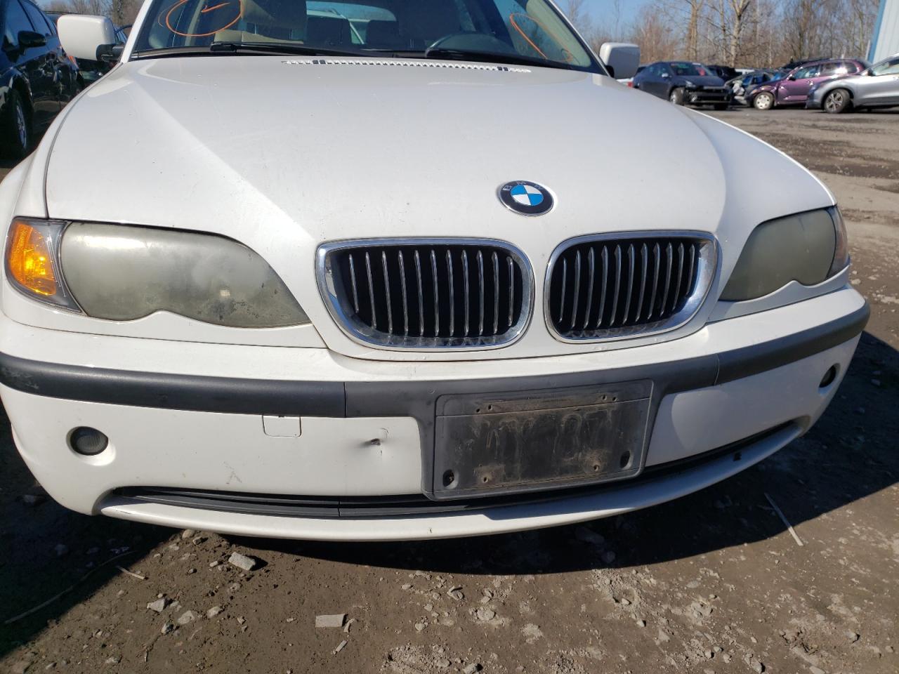 Photo 9 from auction – 2002 BMW 325 XIT with VIN WBAEP334X2PF00419