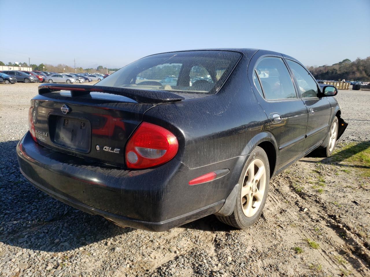 Photo 4 from auction – 2001 NISSAN MAXIMA with VIN JN1CA31D01T817372