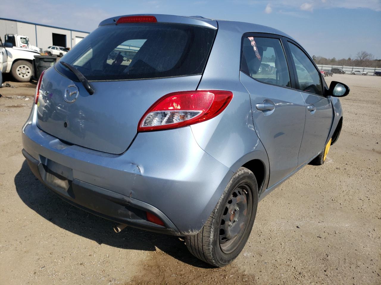 Photo 4 from auction – 2013 MAZDA MAZDA2 with VIN JM1DE1KY7D0170356