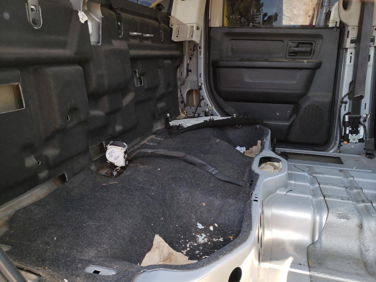 Photo 6 from auction – 2015 RAM 3500 ST with VIN 3C63RPGLXFG533495