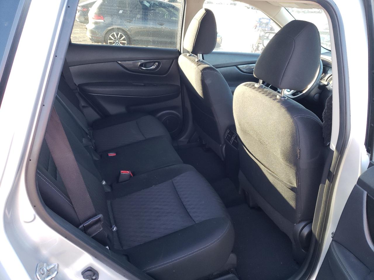 Photo 6 from auction – 2019 NISSAN ROGUE S with VIN KNMAT2MT5KP509460