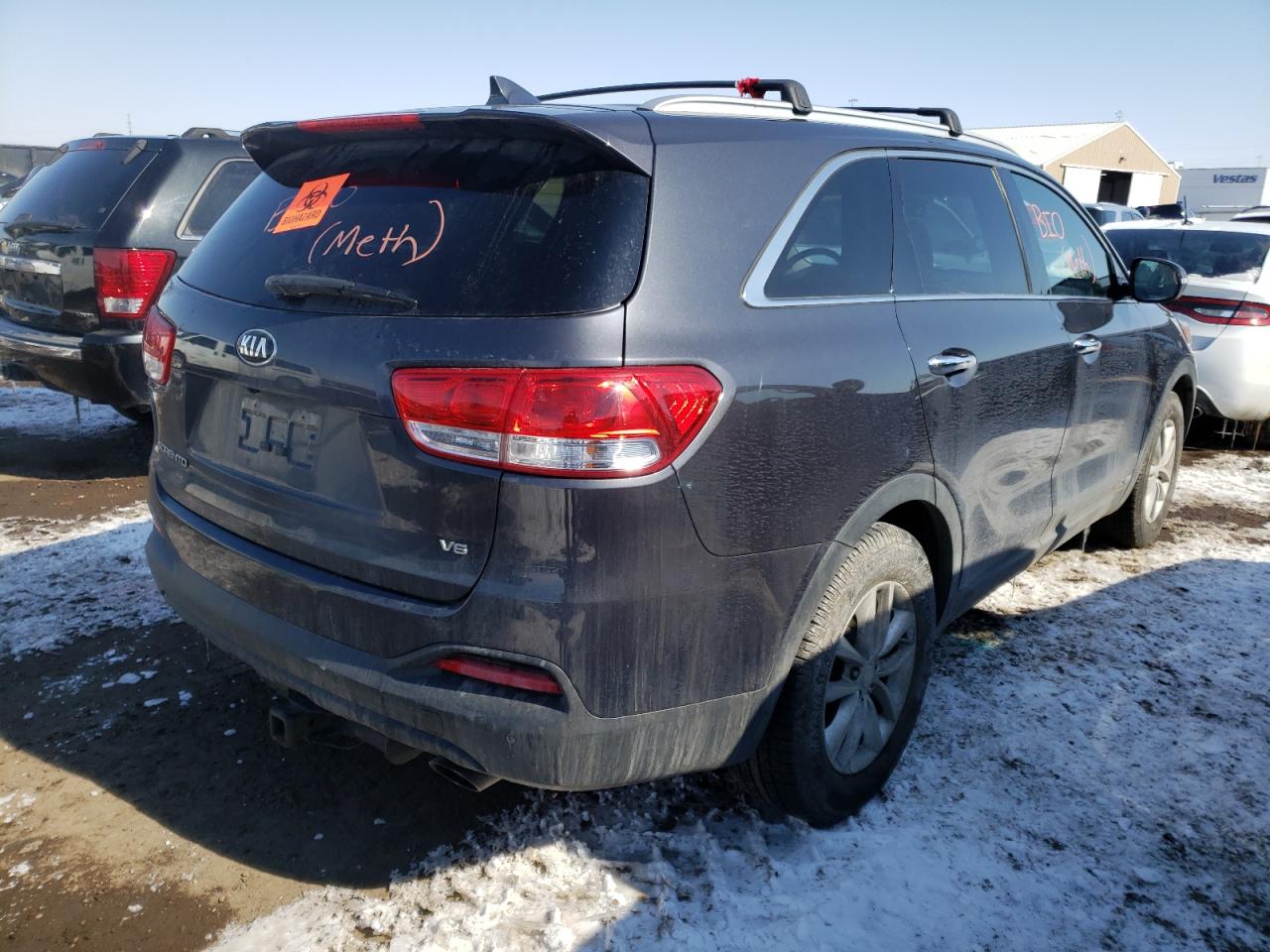 Photo 4 from auction – 2016 KIA SORENTO LX with VIN 5XYPGDA55GG072361
