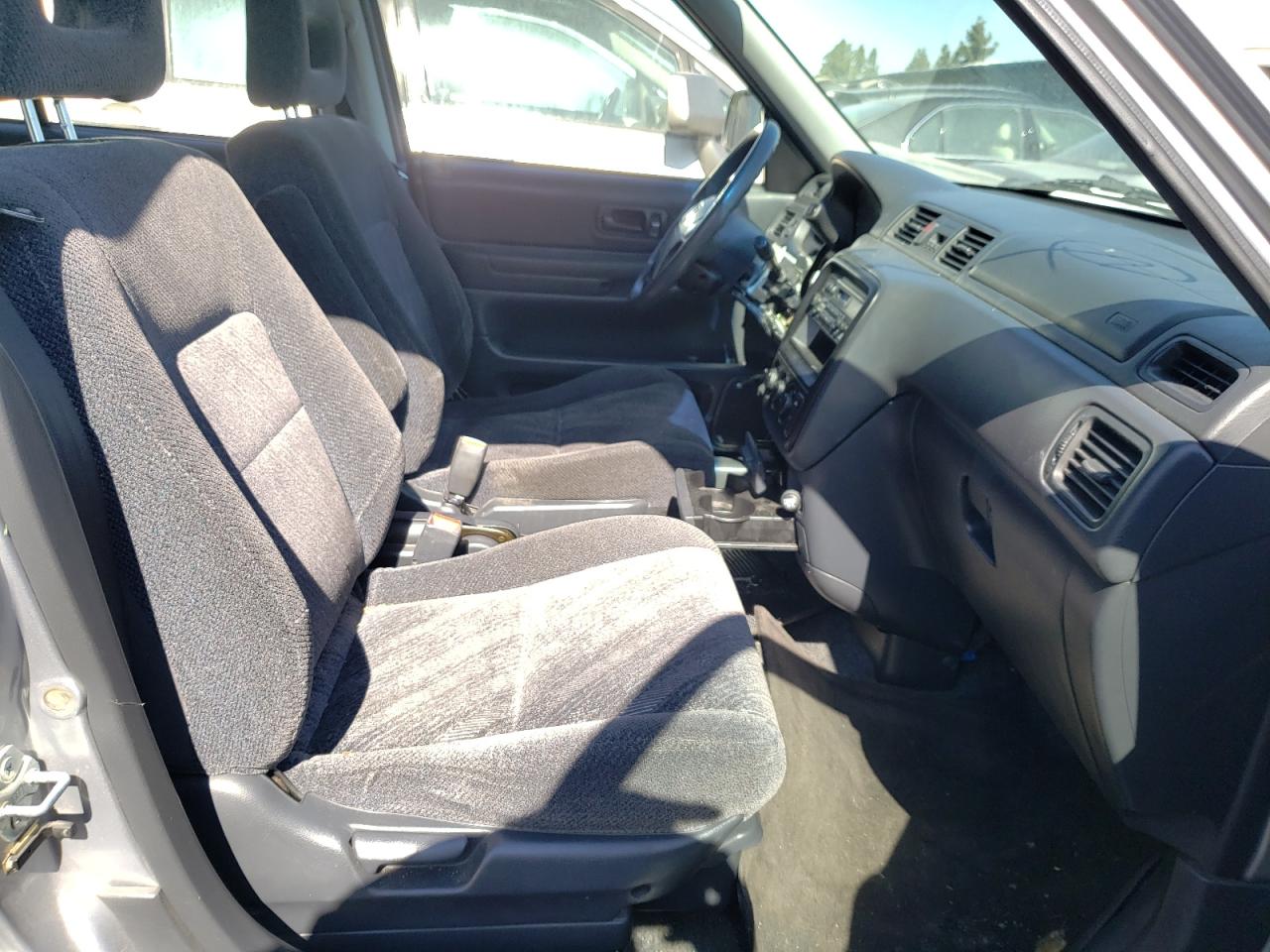 Photo 5 from auction – 2001 HONDA CR-V LX with VIN JHLRD18491C017374