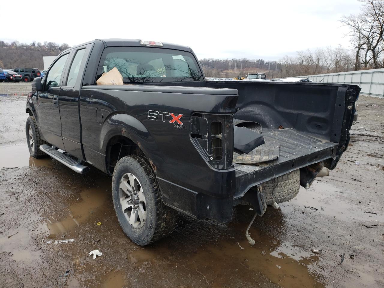 Photo 3 from auction – 2013 FORD F150 SUPER with VIN 1FTFX1EF1DFA23900