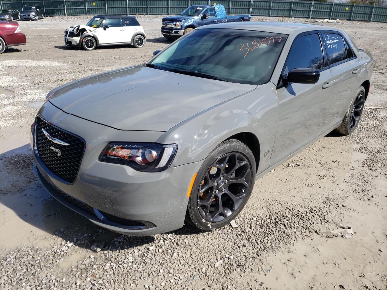 Photo 2 from auction – 2019 CHRYSLER 300 TOURIN with VIN 2C3CCAAG9KH612156