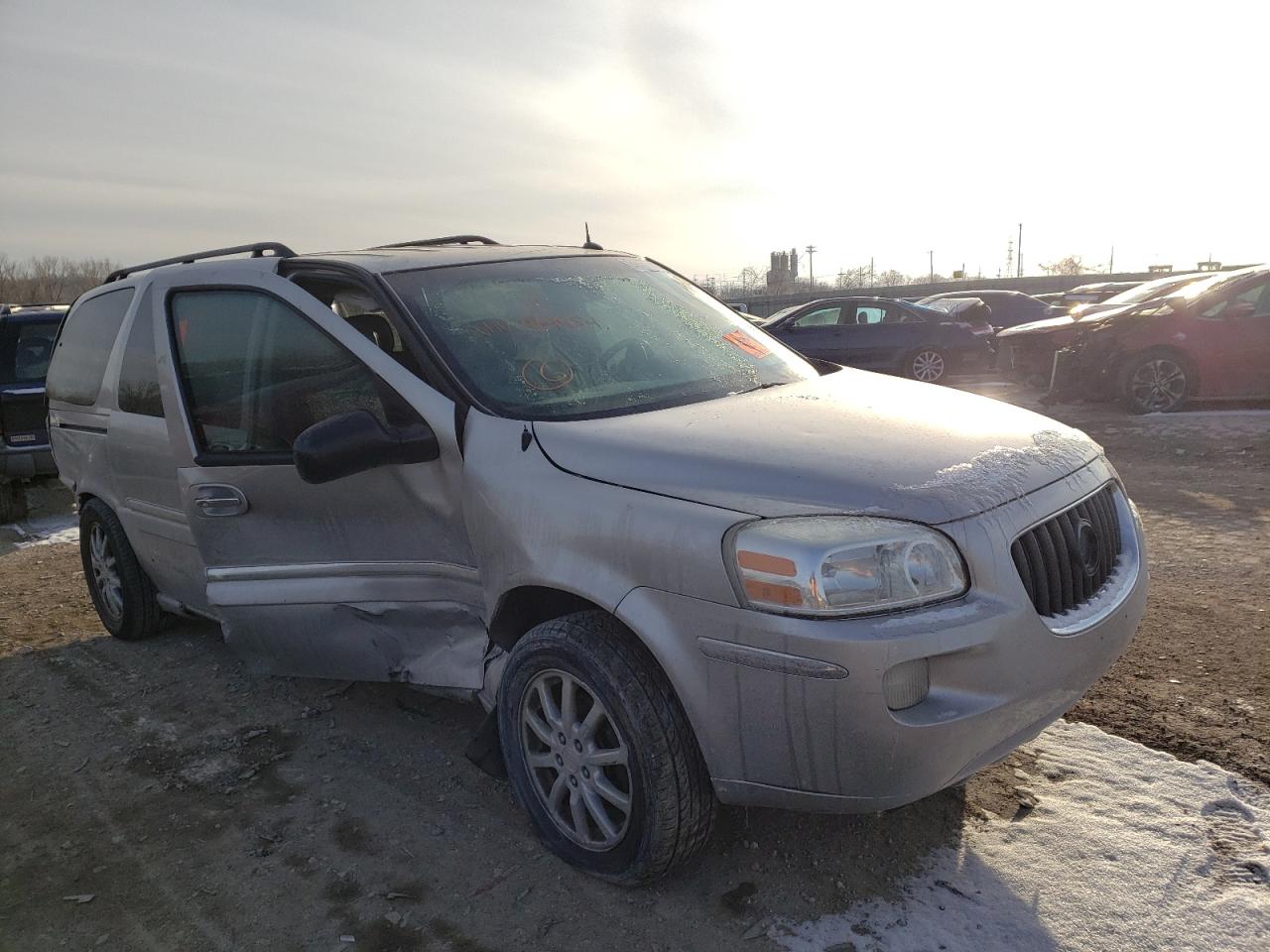 BUICK TERRAZA CX 2005 with VIN 5GADV23LX5D269984 - Photo from auction