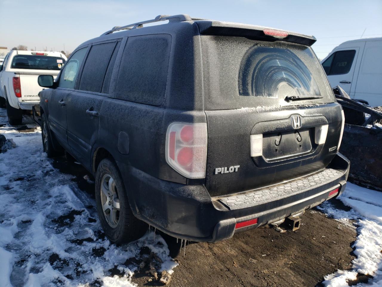 Foto 3 de la subasta – 2006 HONDA PILOT EX con VIN 2HKYF18596H520443
