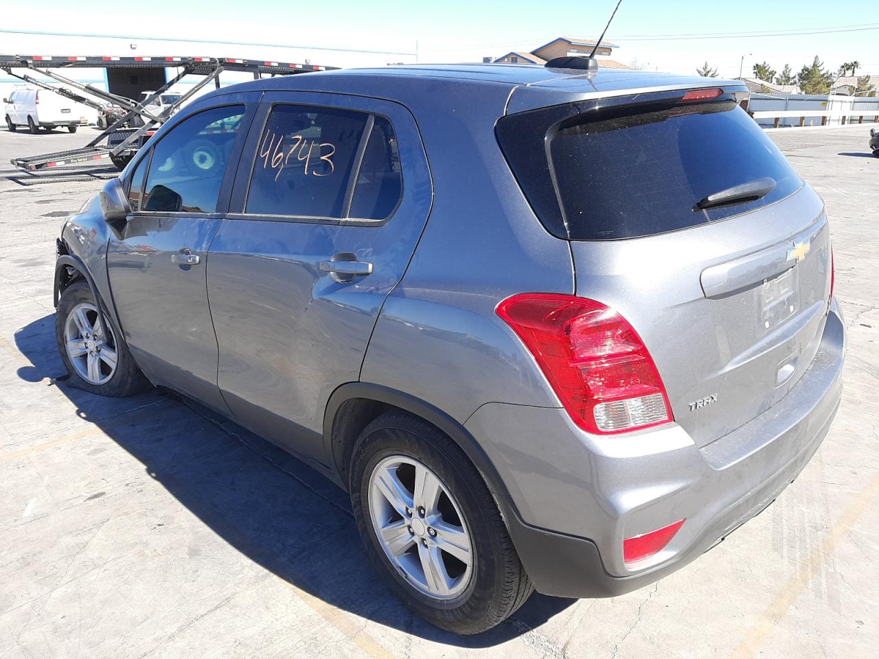 Photo 3 from auction – 2020 CHEVROLET TRAX LS with VIN 3GNCJKSB3LL211020