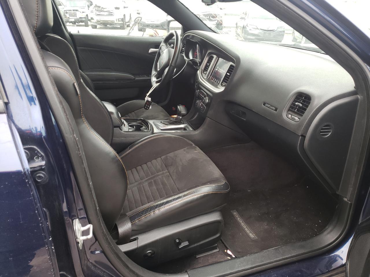 Photo 5 from auction – 2017 DODGE CHARGER R/ with VIN 2C3CDXGJ2HH595373