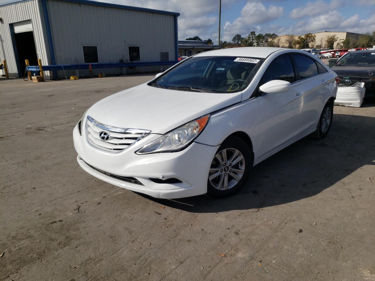 Photo 2 from auction – 2011 HYUNDAI SONATA GLS with VIN 5NPEB4AC9BH106954