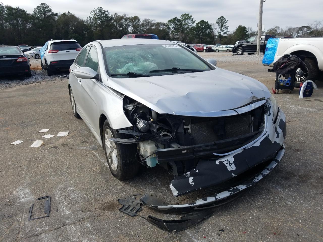 Photo 9 from auction – 2014 HYUNDAI SONATA GLS with VIN 5NPEB4AC6EH843646