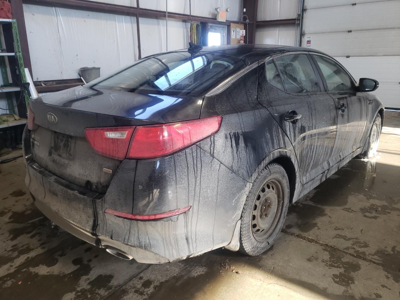 Photo 4 from auction – 2015 KIA OPTIMA LX with VIN KNAGM4A70F5530466