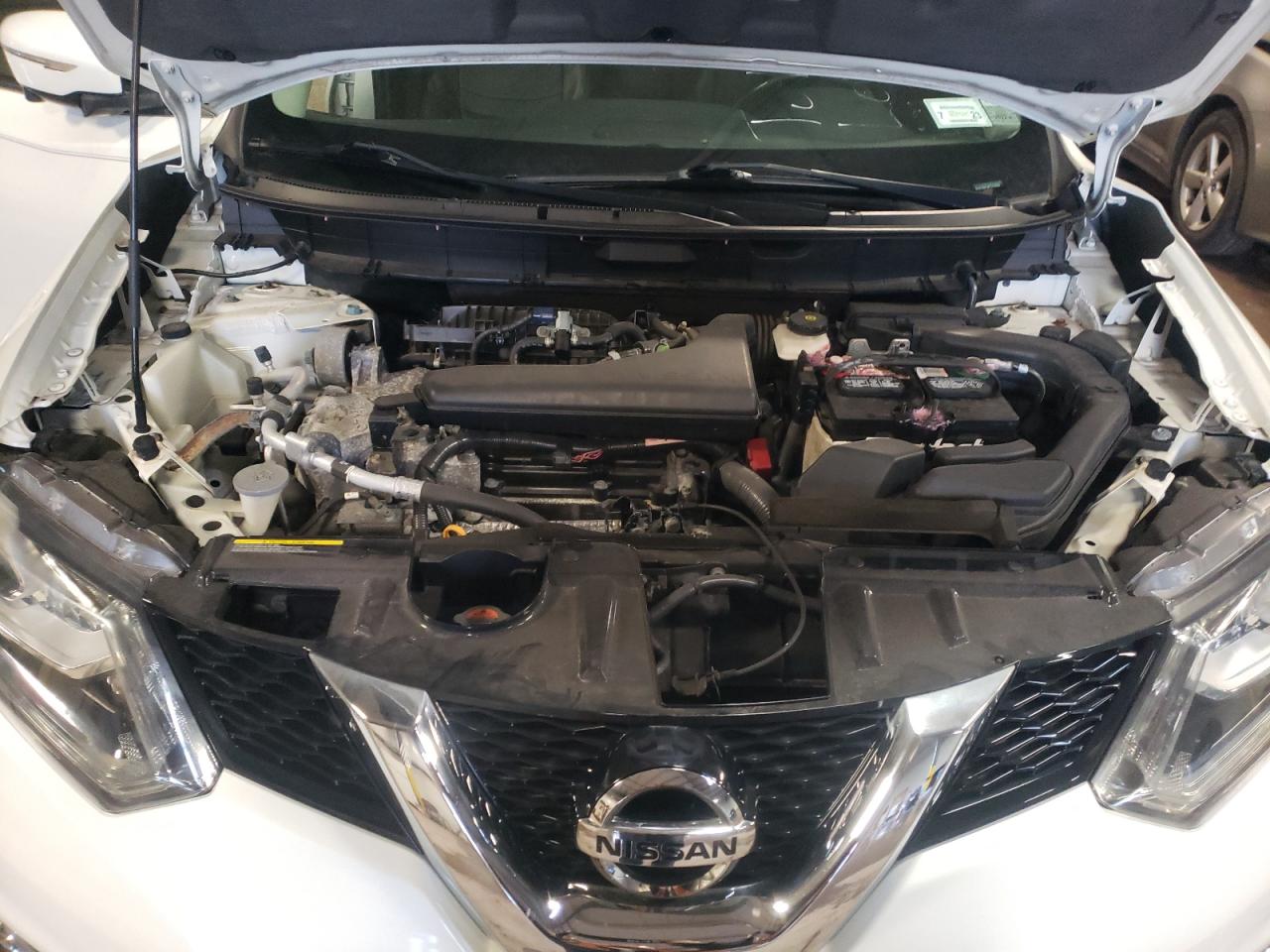 Photo 7 from auction – 2015 NISSAN ROGUE S with VIN 5N1AT2MV0FC757528