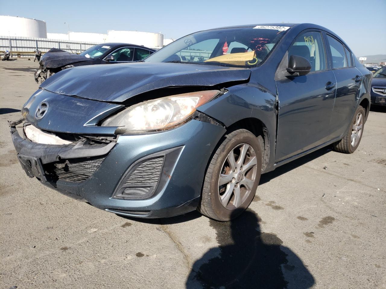 Photo 2 from auction – 2010 MAZDA 3 I with VIN JM1BL1SG9A1243673