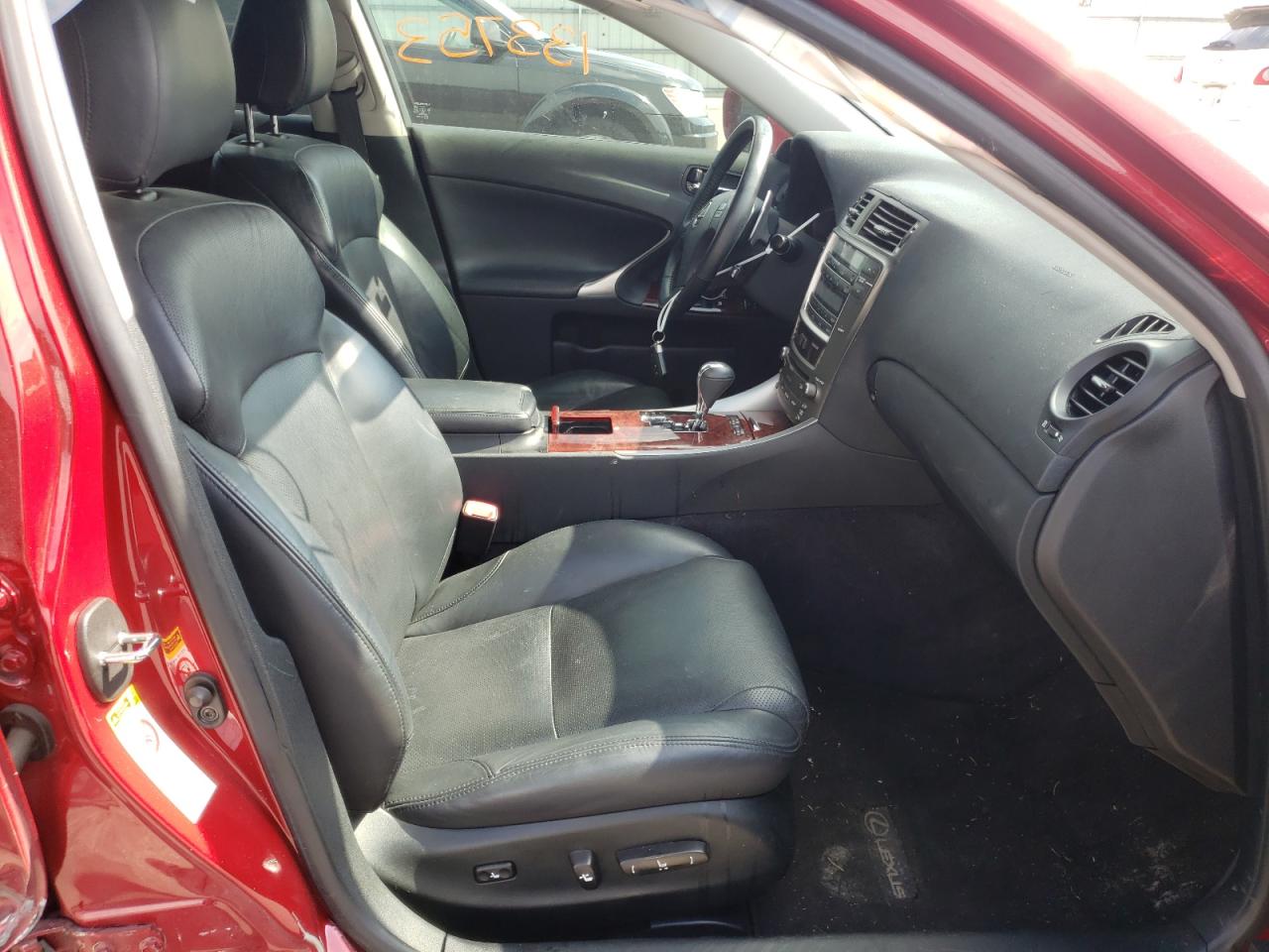 Photo 5 from auction – 2007 LEXUS IS 250 with VIN JTHCK262472018333