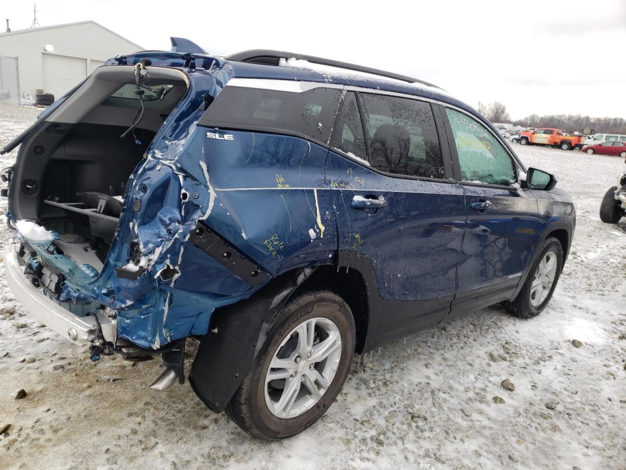 Photo 4 from auction – 2021 GMC TERRAIN SL with VIN 3GKALMEV8ML360797