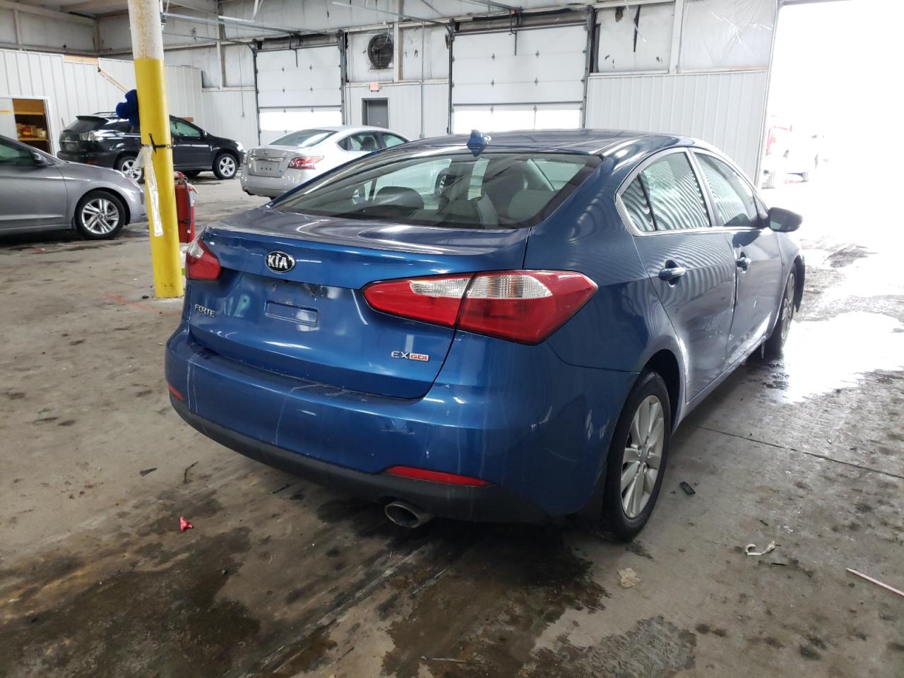 Photo 4 from auction – 2014 KIA FORTE EX with VIN KNAFX4A84E5194704