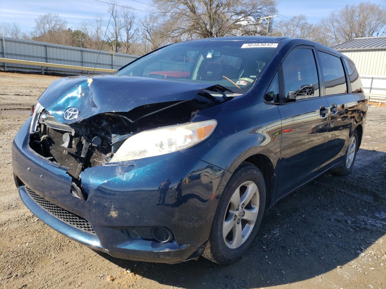 Photo 2 from auction – 2012 TOYOTA SIENNA with VIN 5TDZK3DC8CS181535