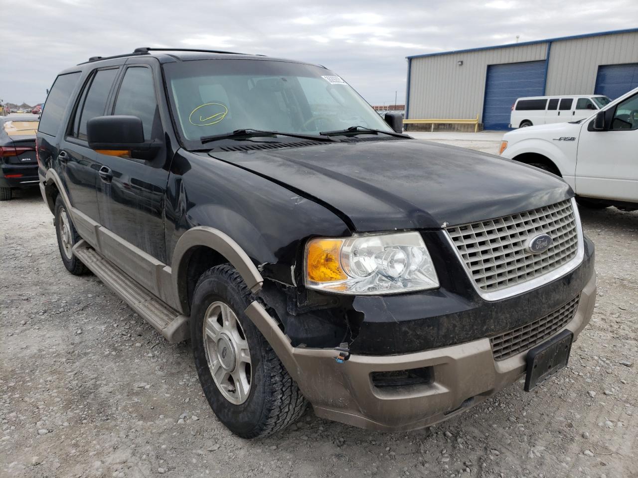 FORD EXPEDITION 2004 with VIN 1FMFU18LX4LB52211 - Photo from auction
