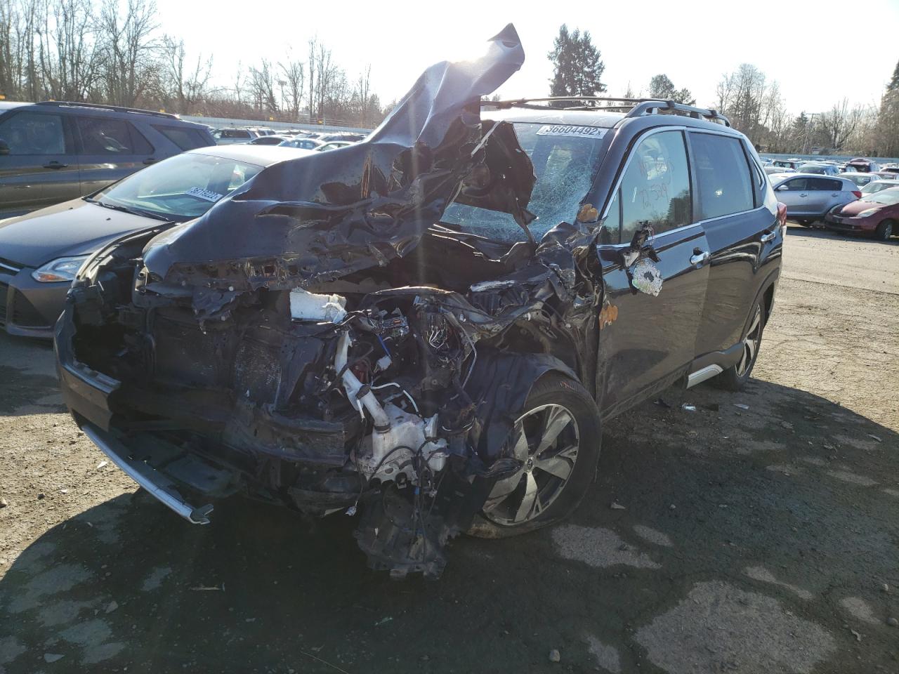 Photo 2 from auction – 2019 SUBARU FORESTER T with VIN JF2SKAWC7KH471367