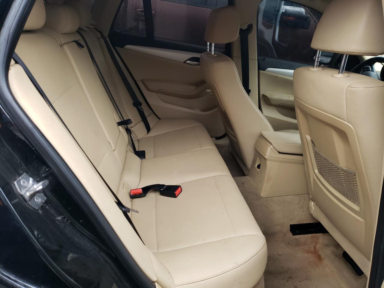 Photo 6 from auction – 2015 BMW X1 XDRIVE2 with VIN WBAVL1C51FVY38170