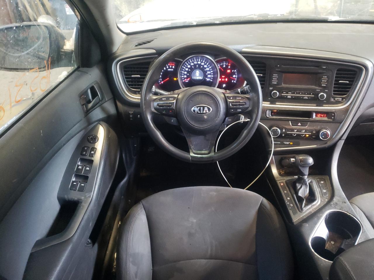 Photo 9 from auction – 2015 KIA OPTIMA LX with VIN KNAGM4A70F5530466