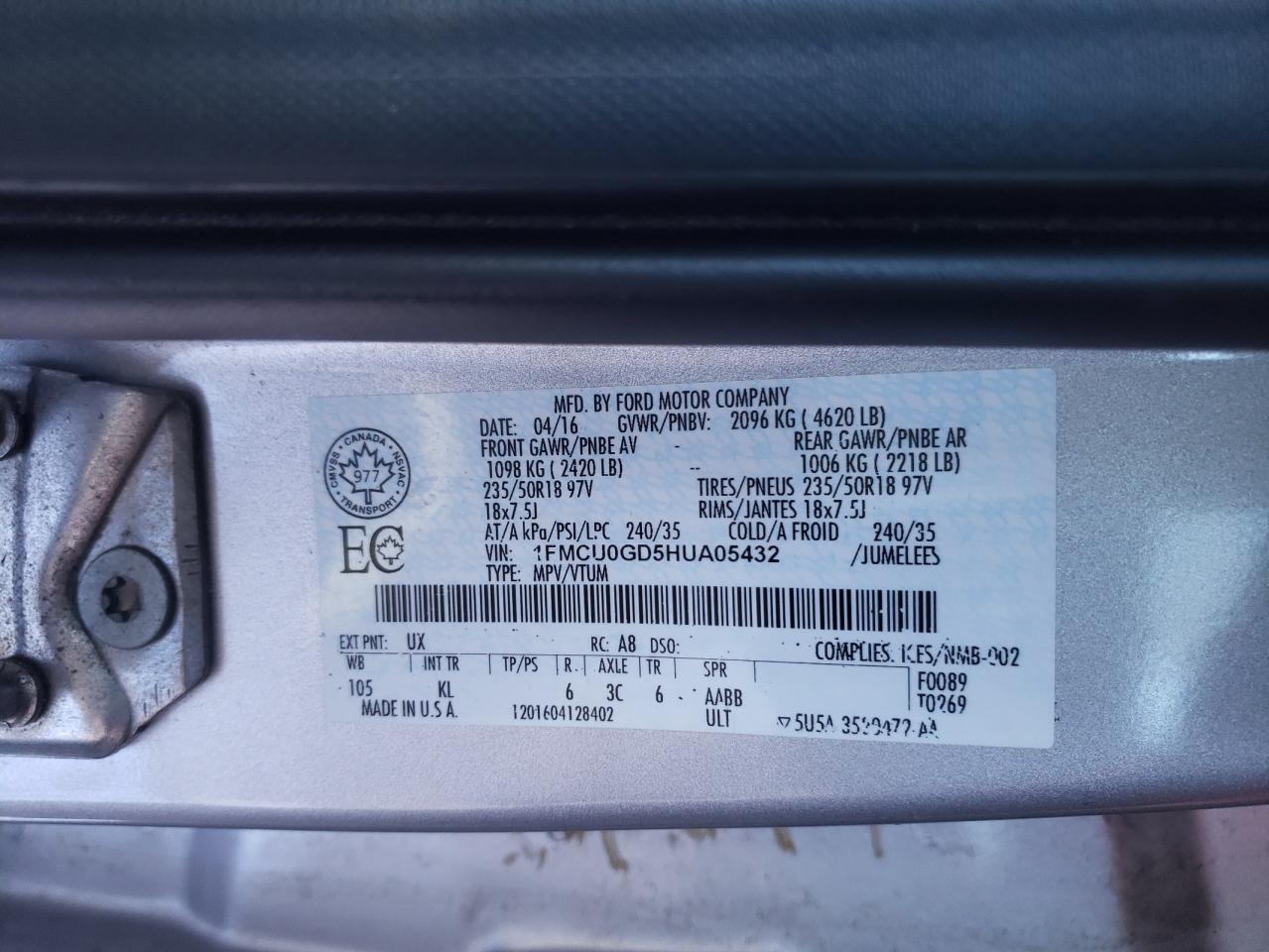 Photo 10 from auction – 2017 FORD ESCAPE SE with VIN 1FMCU0GD5HUA05432