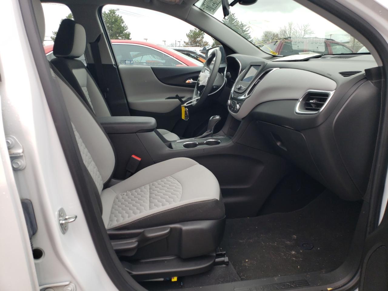 Photo 5 from auction – 2020 CHEVROLET EQUINOX LS with VIN 3GNAXSEV2LS620336