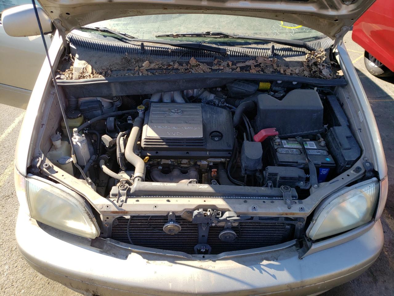 Photo 7 from auction – 2001 TOYOTA SIENNA with VIN 4T3ZF13C91U371771