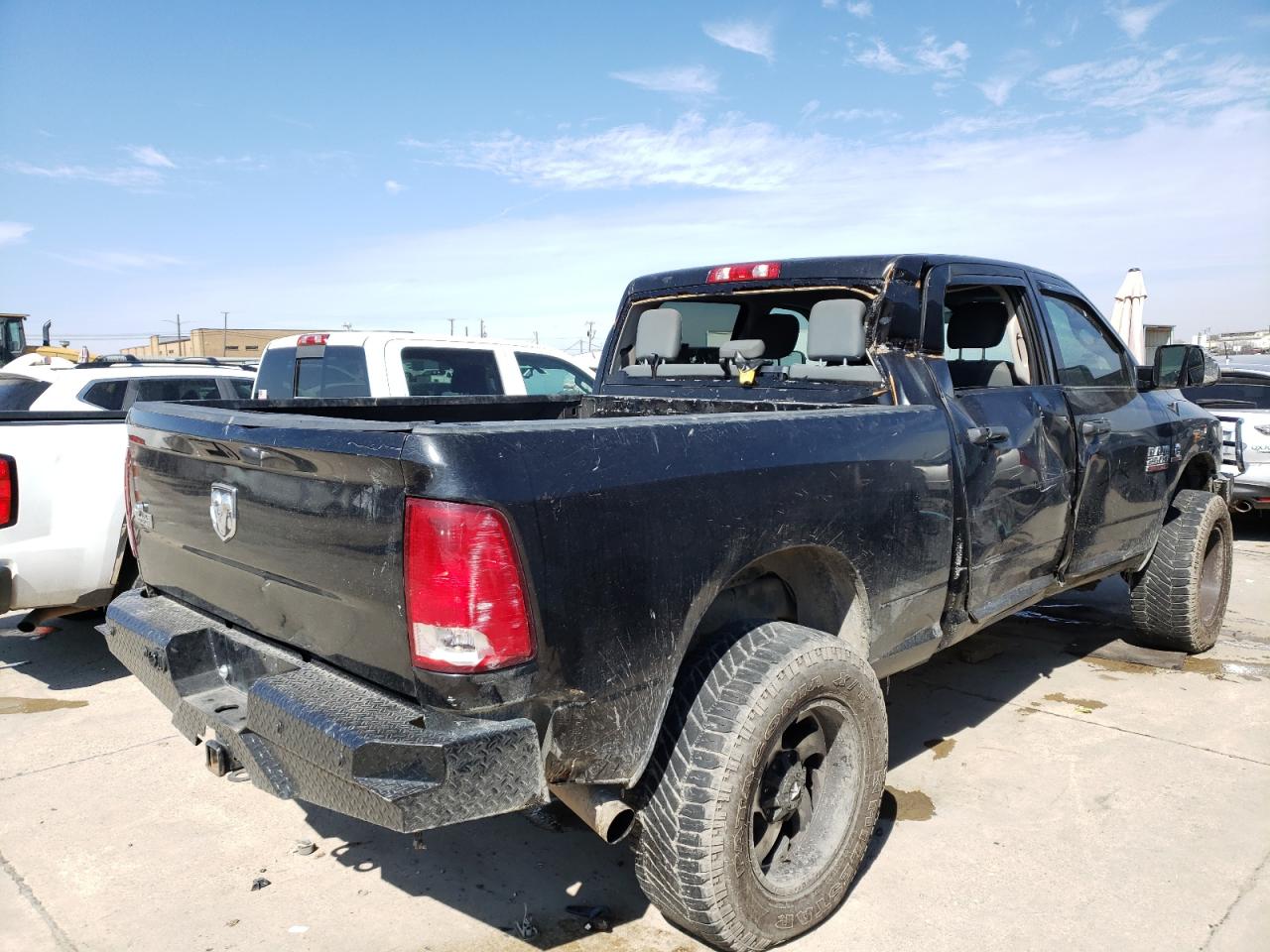 Photo 4 from auction – 2017 RAM 2500 ST with VIN 3C6UR5CL2HG634841