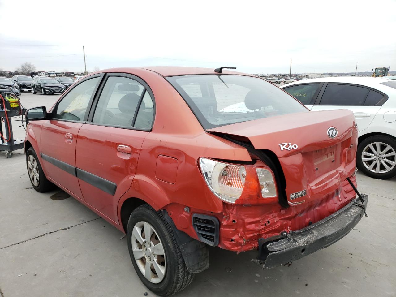 Photo 3 from auction – 2007 KIA RIO BASE with VIN KNADE123676218688