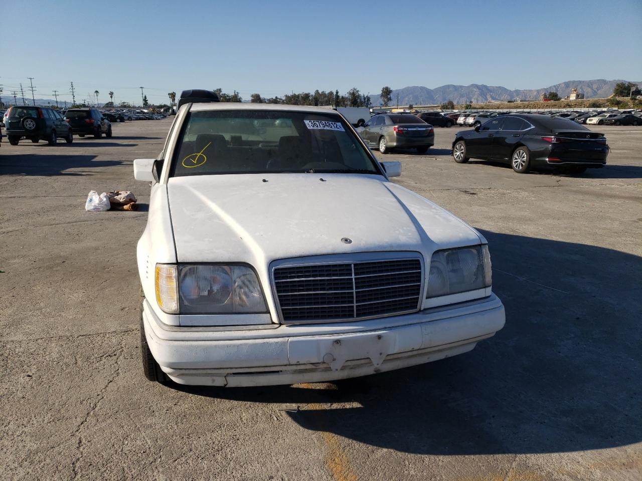 Photo 9 from auction – 1995 MERCEDES-BENZ E-CLASS with VIN WDBEB31E3SC080597