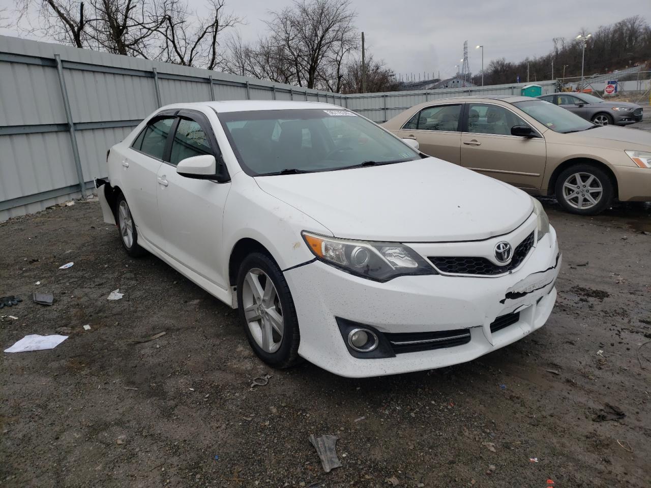 TOYOTA CAMRY L 2014 with VIN 4T1BF1FK1EU750962 - Photo from auction