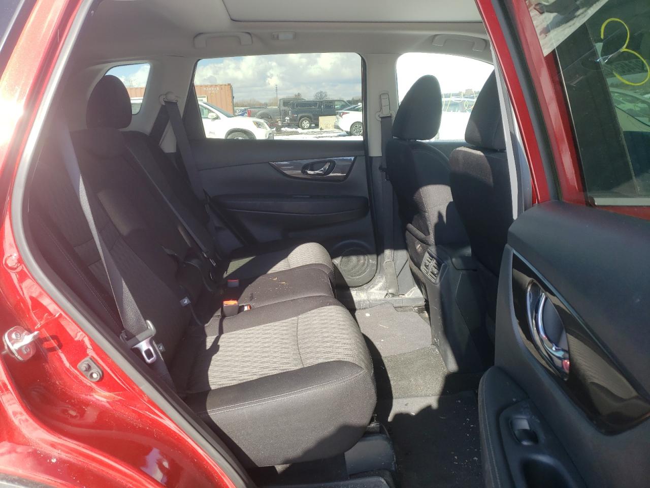 Photo 6 from auction – 2019 NISSAN ROGUE S with VIN 5N1AT2MV7KC845552