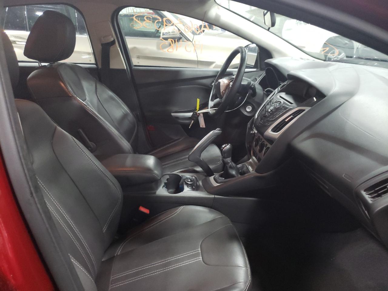 Photo 5 from auction – 2013 FORD FOCUS SE with VIN 1FADP3K25DL250261