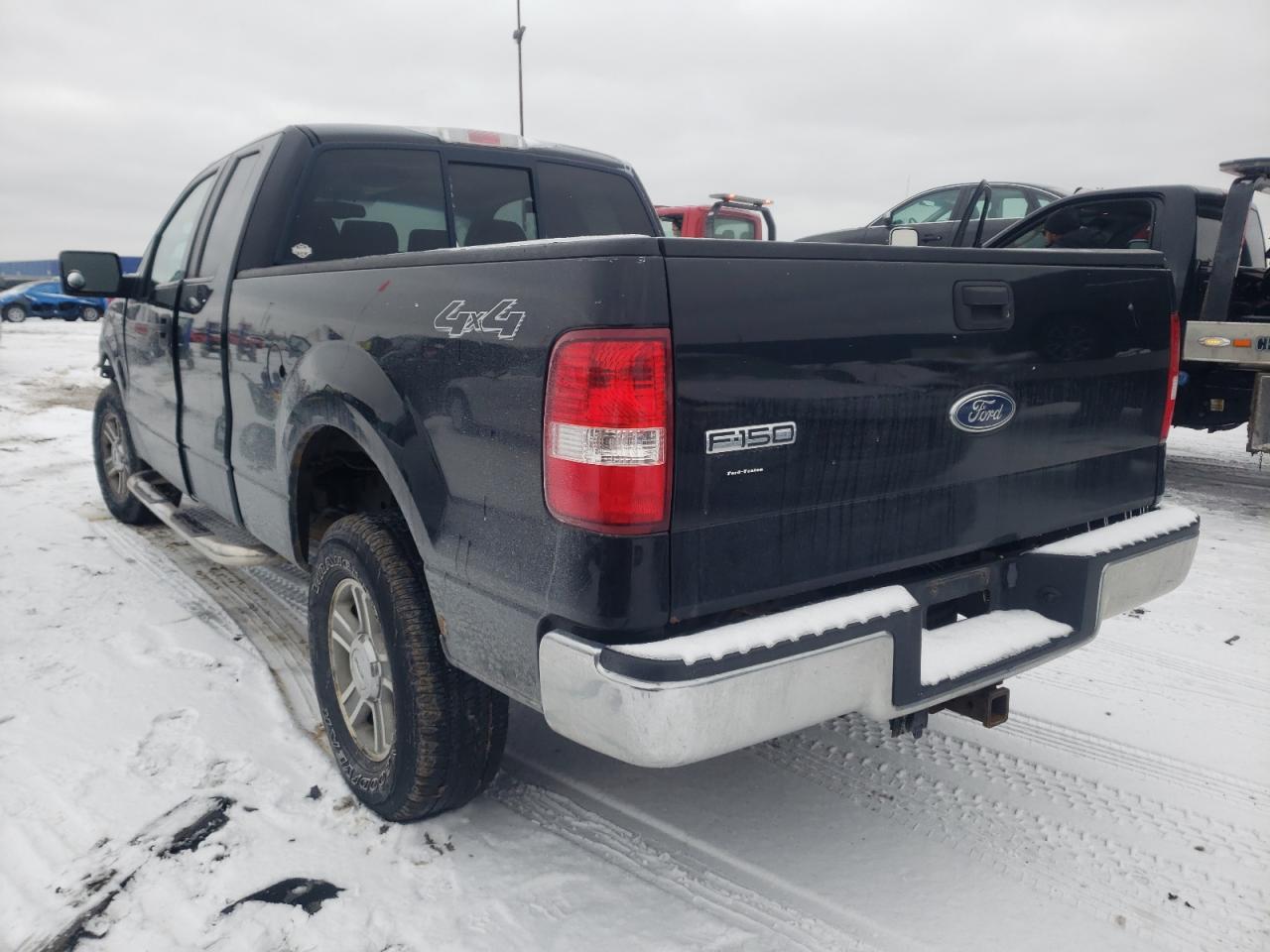 Photo 3 from auction – 2005 FORD F150 with VIN 1FTPX14565NA76290