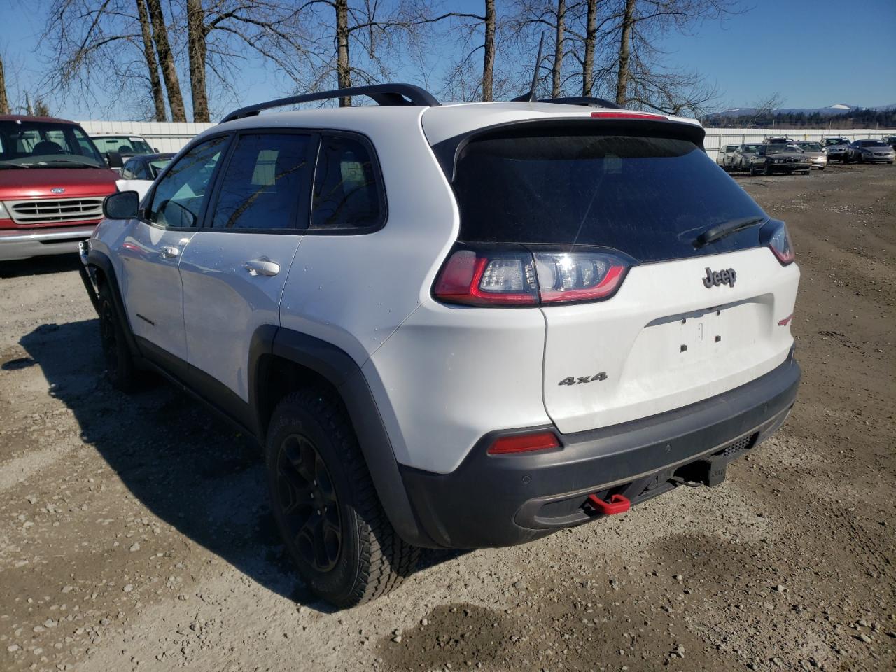 Photo 3 from auction – 2019 JEEP CHEROKEE T with VIN 1C4PJMBX8KD315699