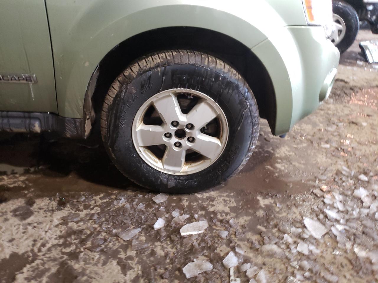 Photo 9 from auction – 2008 FORD ESCAPE XLT with VIN 1FMCU93188KE80391