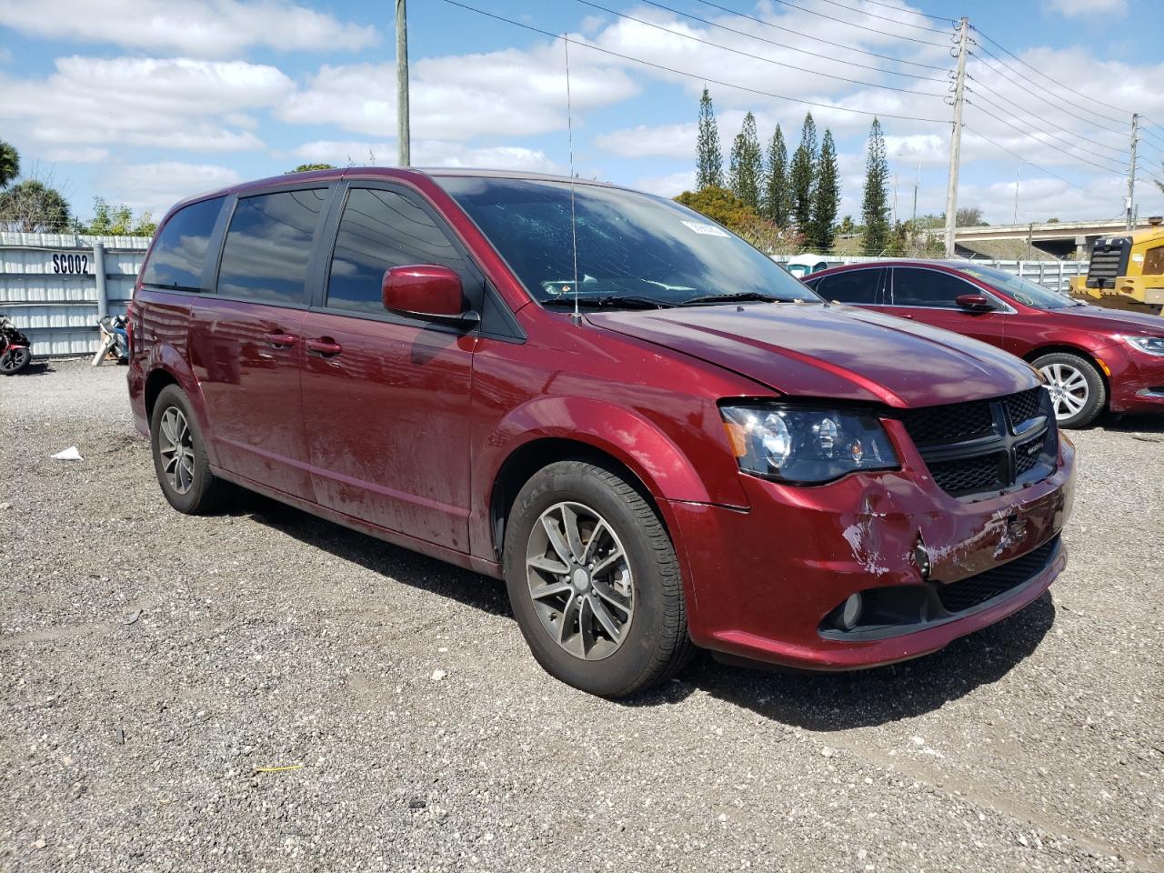 DODGE GRAND CARA 2018 with VIN 2C4RDGBG7JR198940 - Photo from auction