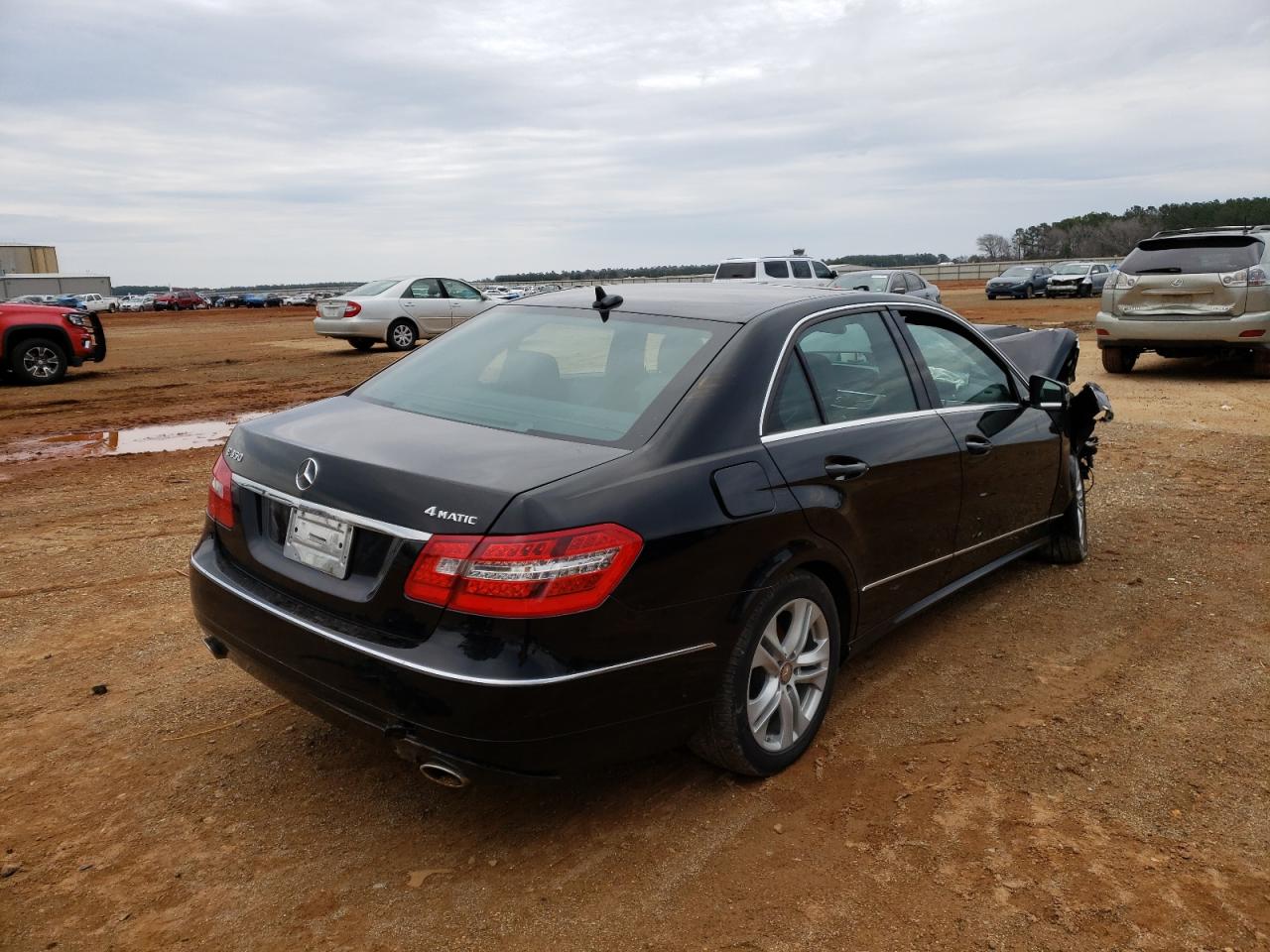 Photo 4 from auction – 2011 MERCEDES-BENZ E 350 4MAT with VIN WDDHF8HB5BA404209